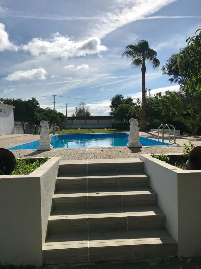 Villa Pilonga Dos Hermanas Eksteriør bilde