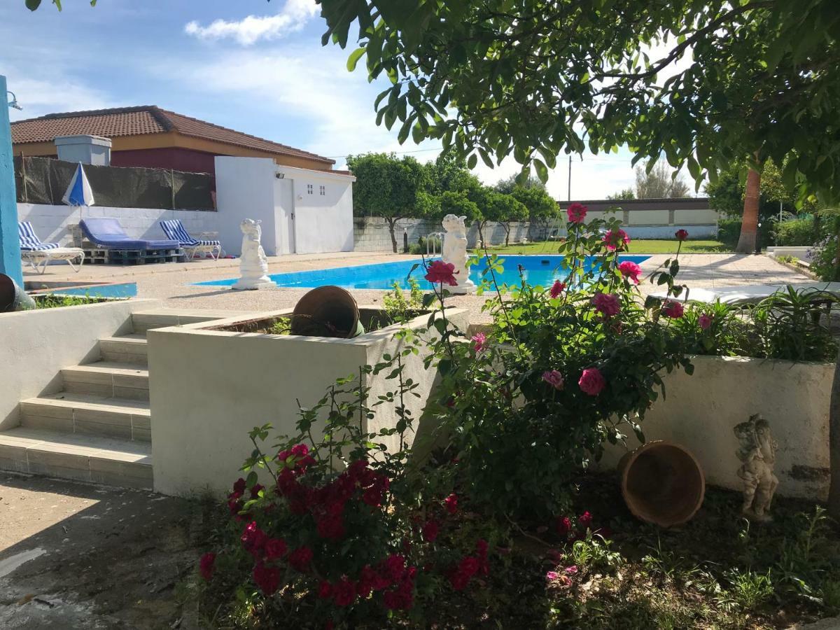 Villa Pilonga Dos Hermanas Eksteriør bilde